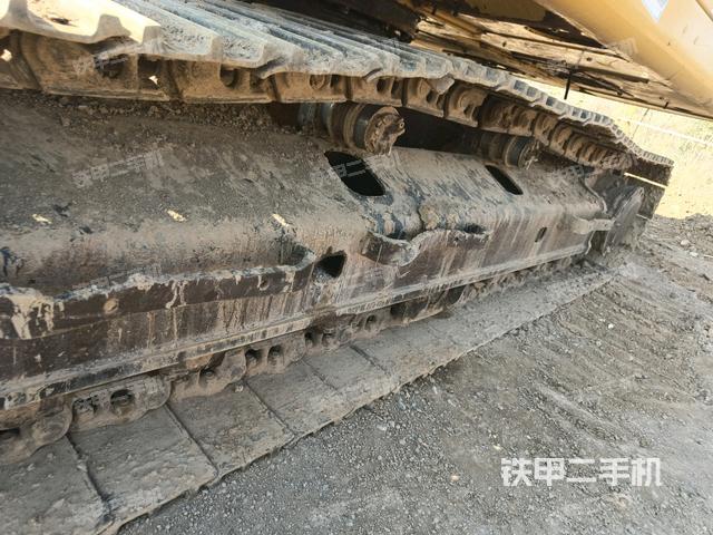 右側履帶整體(行走機構) 右側履帶整體(行走機構)