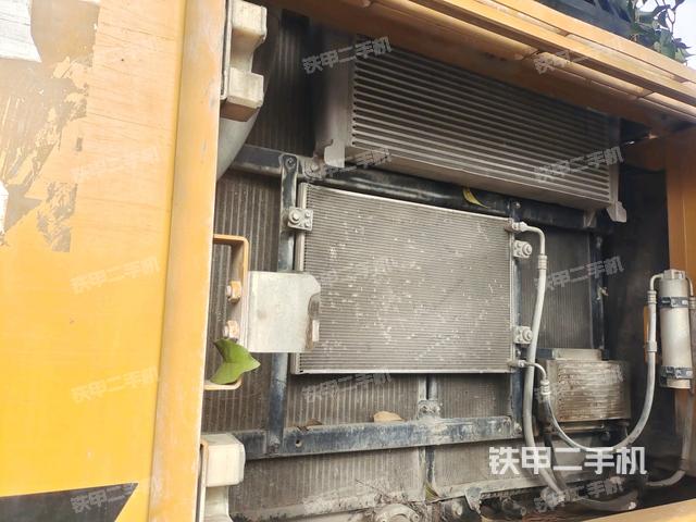 散熱器正面（大件艙室）