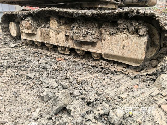 左側(cè)履帶整體?（行走機構）