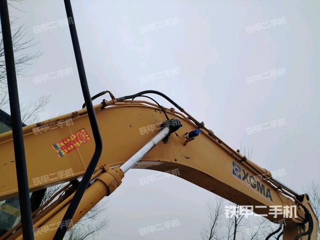 大臂整体 右侧（工作和回转装置）