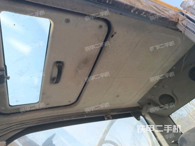 頂棚整體（駕駛室部分）