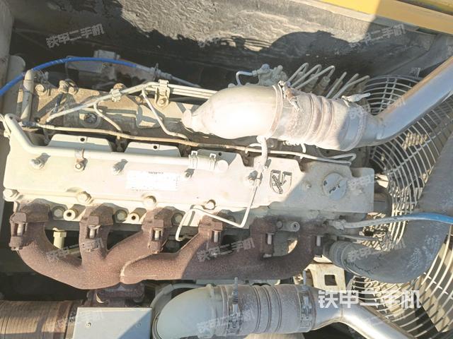 氣門室蓋螺絲特寫（上車部件）