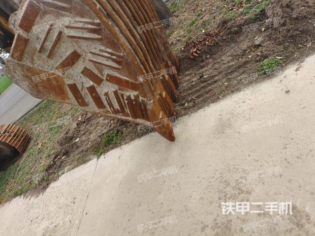 小臂整體左后（工作和回轉(zhuǎn)裝置）