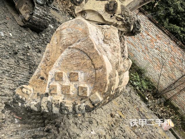 鏟斗45度（工作和回轉(zhuǎn)裝置）