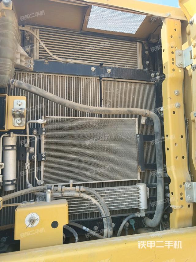 散熱器室(大件艙室) 散熱器室(大件艙室)