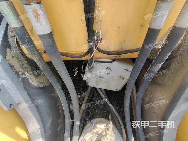 中央回轉(zhuǎn)接頭特寫(上車部件) 中央回轉(zhuǎn)接頭特寫(上車部件)