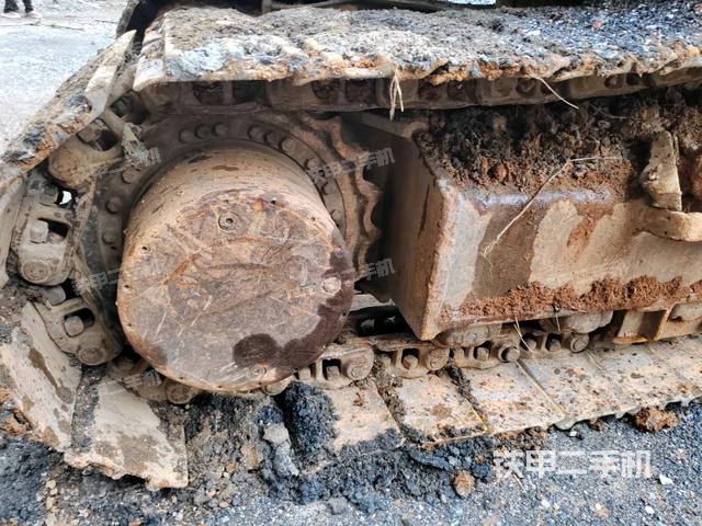 右側(cè)行走馬達(dá)蓋板（行走機(jī)構(gòu)）