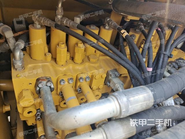 驾驶室顶部俯视（上车部件）