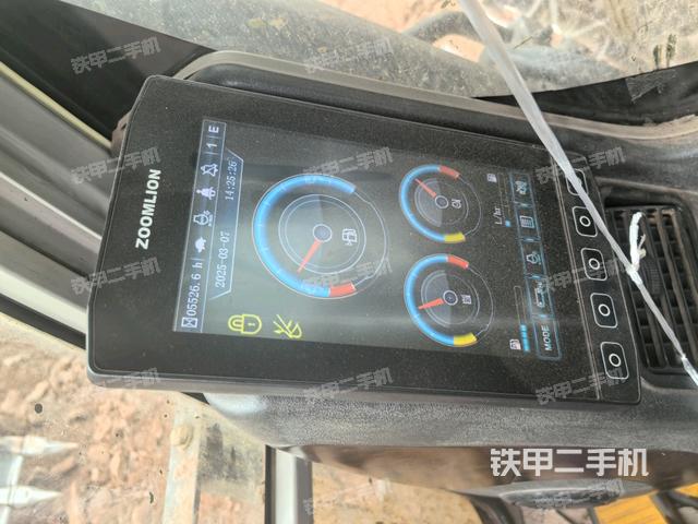 顯示屏?（駕駛室部分）