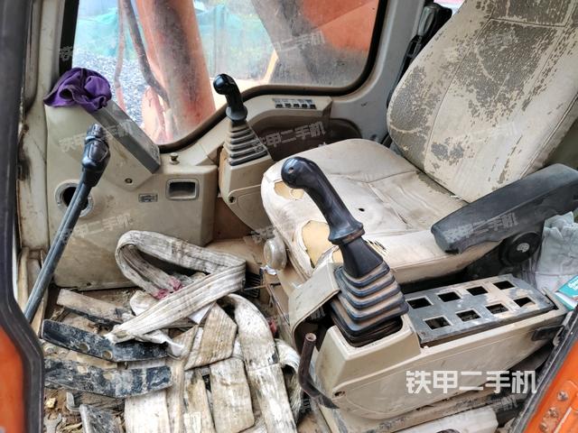 小時(shí)表（駕駛室部分）