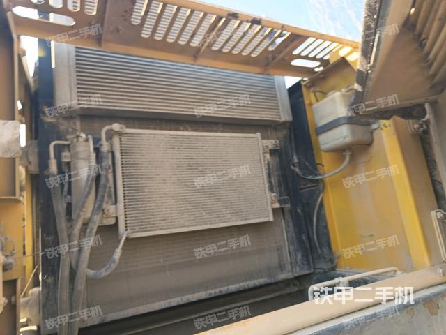 散熱器正面（大件艙室）