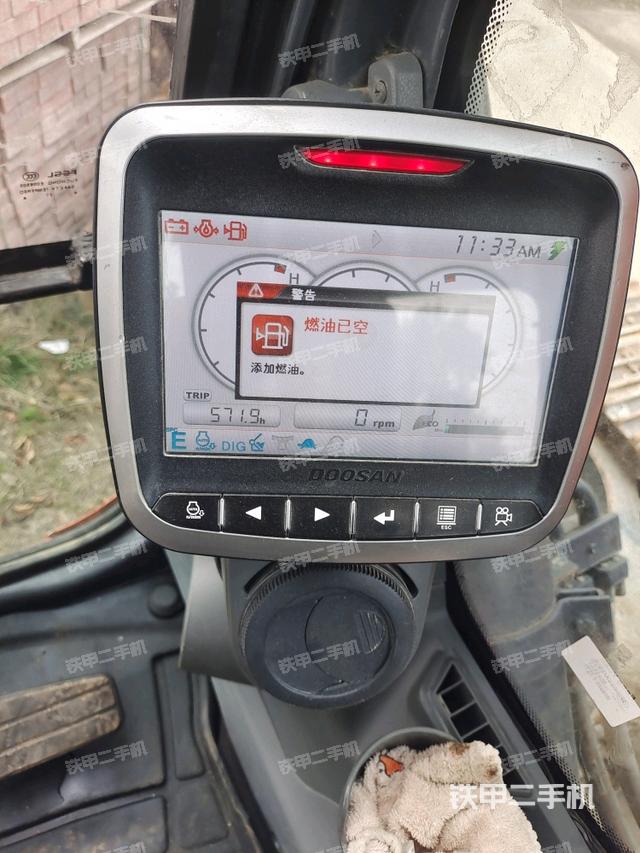 頂棚整體(駕駛室部分) 頂棚整體(駕駛室部分)