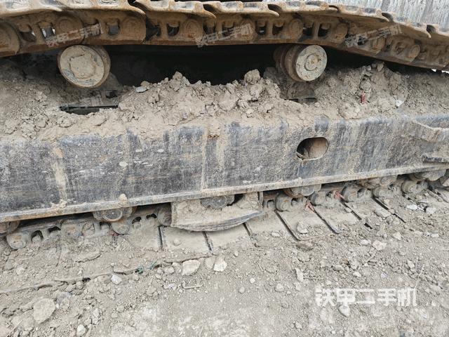 右驅(qū)動(dòng)輪（行走機(jī)構(gòu)）