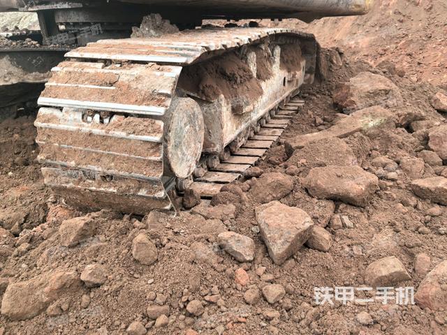 右側行走馬達蓋板(行走機構) 右側行走馬達蓋板(行走機構)