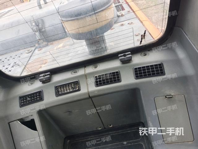 右側(cè)玻璃角標(biāo)(駕駛室部分) 右側(cè)玻璃角標(biāo)(駕駛室部分)