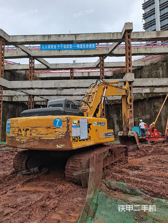 整机右后45°（整机外观）