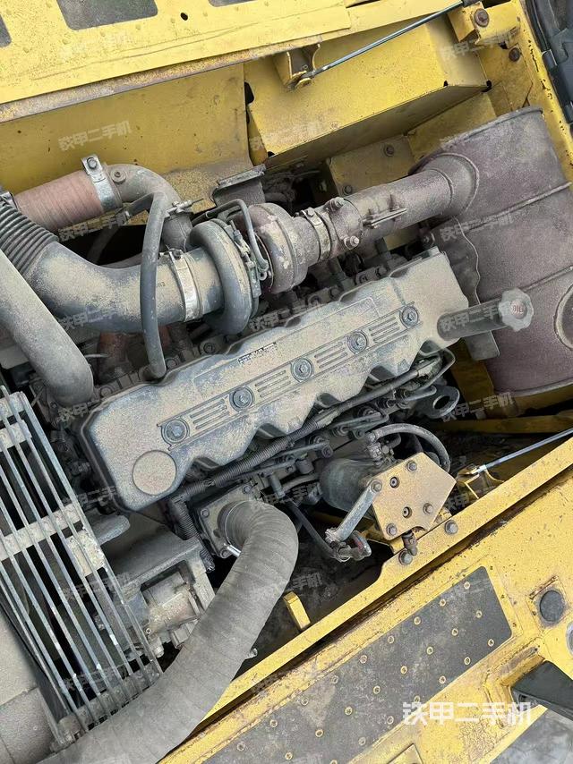 发动机整体俯视（整机外观）