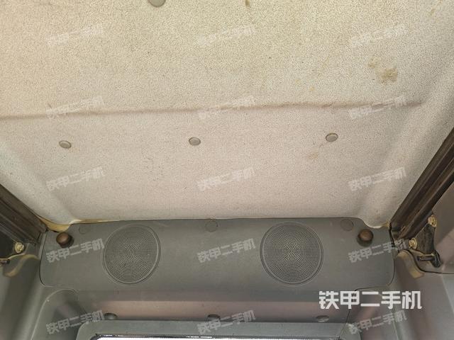 后窗玻璃角標(biāo)（駕駛室部分）