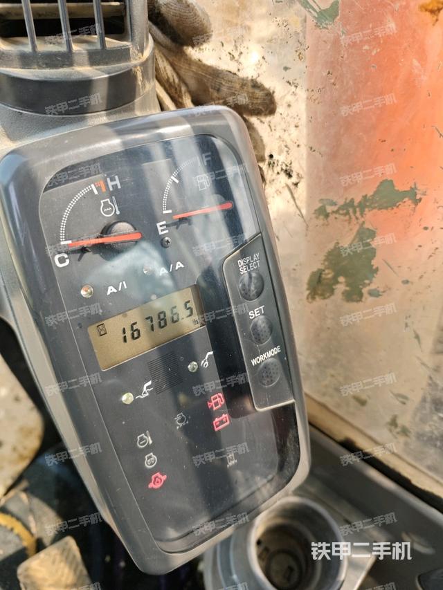 顯示屏?(駕駛室部分) 顯示屏?(駕駛室部分)