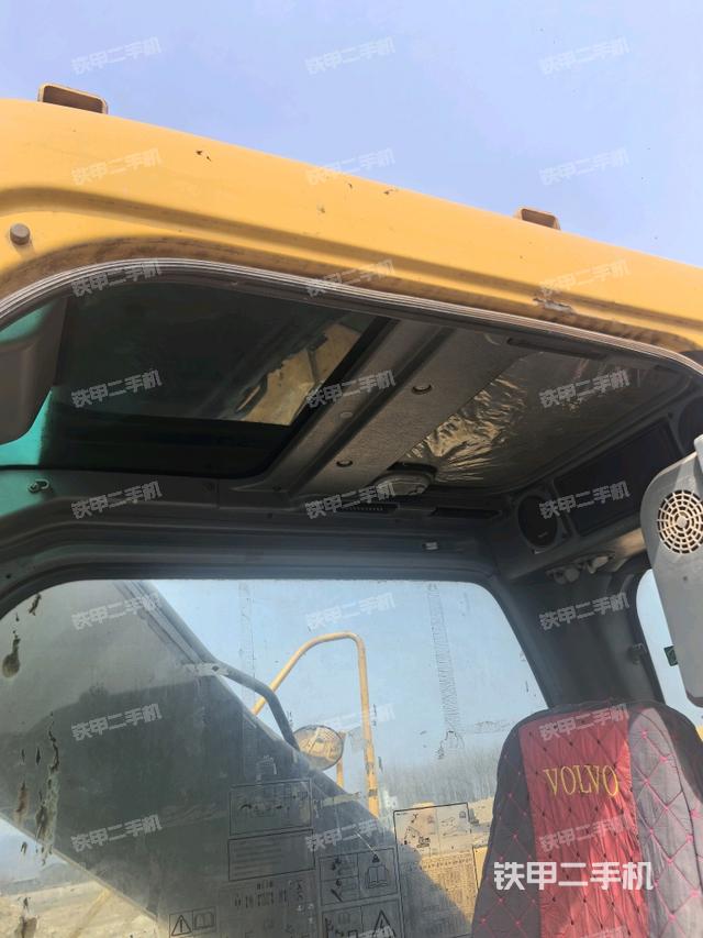 頂棚整體（駕駛室部分）