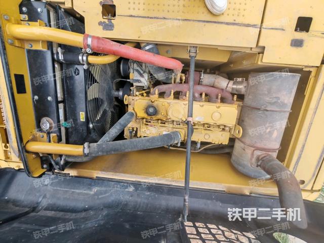 駕駛室整體（整機(jī)外觀）