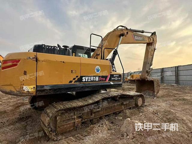 整機(jī)右后45°(整機(jī)外觀) 整機(jī)右后45°(整機(jī)外觀)