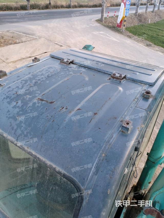 駕駛室頂部俯視（上車部件）