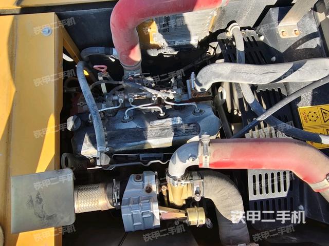 發(fā)動機(jī)室（上車部件）