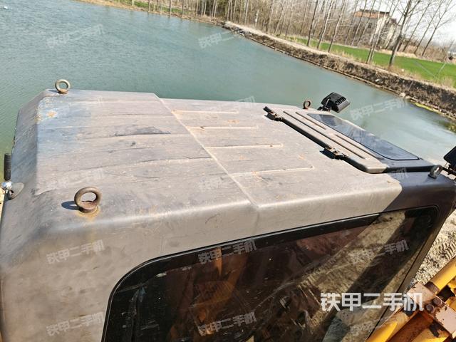 駕駛室頂部俯視（上車部件）