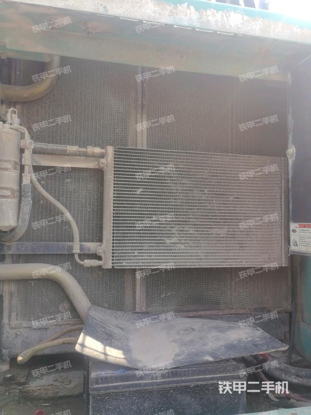 散熱器正面（大件艙室）