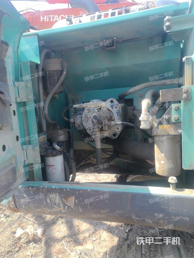 液壓泵室（大件艙室）