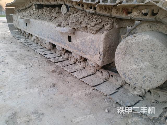 左導(dǎo)向輪（行走機(jī)構(gòu)）