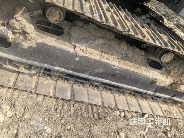 左側履帶整體?（行走機構）