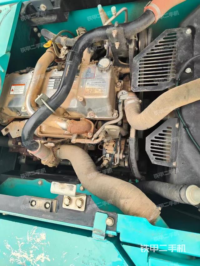 发动机整体俯视（整机外观）