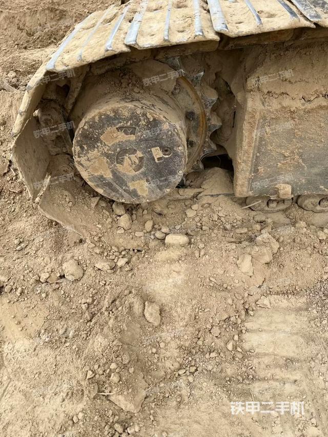 單側履帶整體(整機外觀) 單側履帶整體(整機外觀)