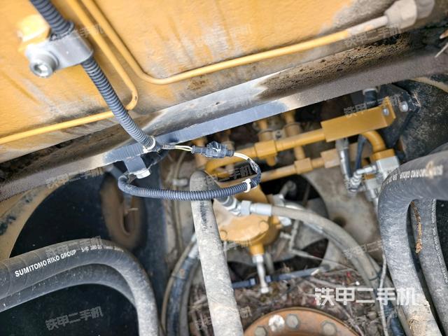 中央回轉(zhuǎn)接頭特寫(上車部件) 中央回轉(zhuǎn)接頭特寫(上車部件)