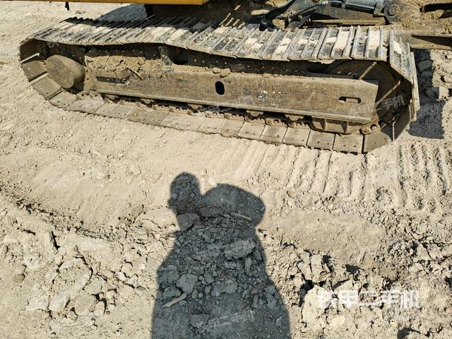 左側(cè)履帶整體?（行走機(jī)構(gòu)）