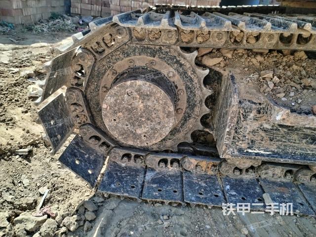 左驅(qū)動(dòng)輪(行走機(jī)構(gòu)) 左驅(qū)動(dòng)輪(行走機(jī)構(gòu))