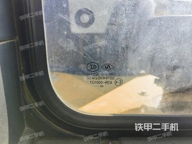 后窗玻璃角標(biāo)（駕駛室部分）