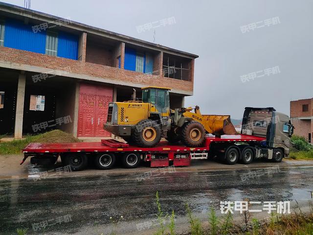 工作裝置整體（整機(jī)外觀及大件）