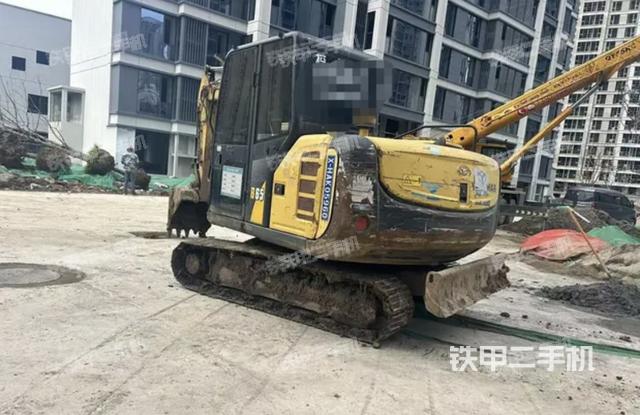 整机右后45°（整机外观）