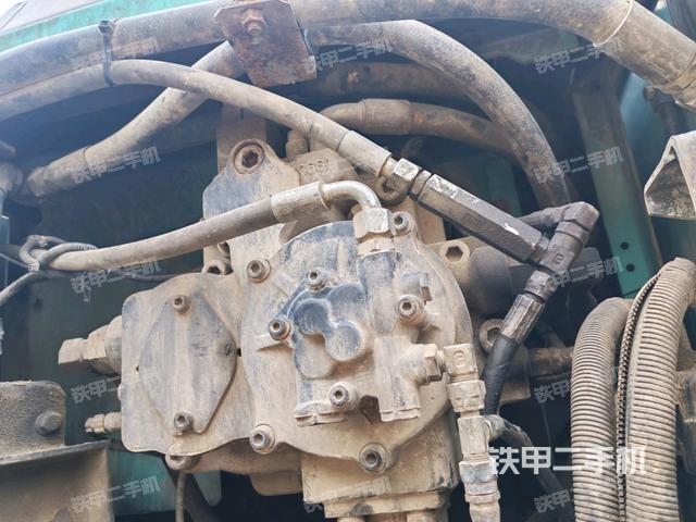 液壓泵室(大件艙室) 液壓泵室(大件艙室)