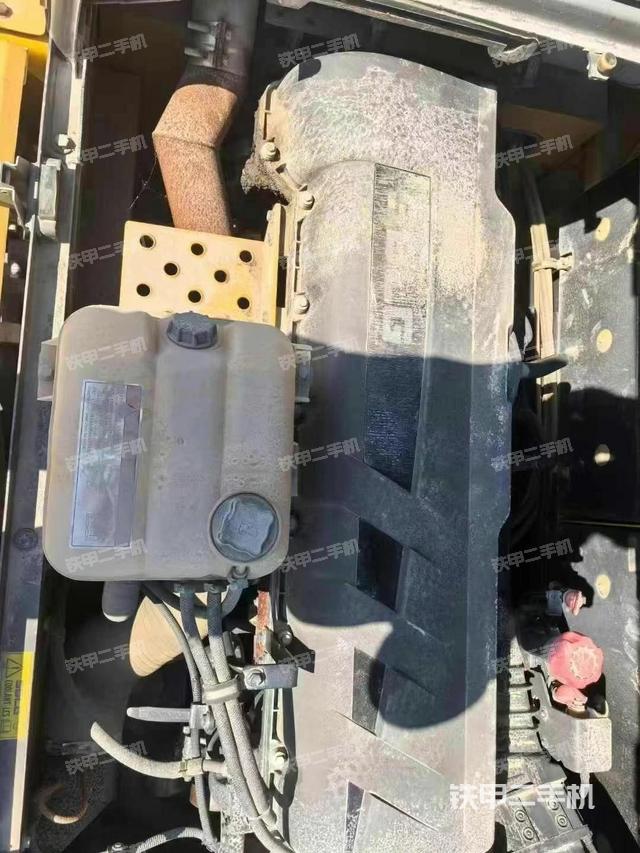 發(fā)動(dòng)機(jī)整體俯視（整機(jī)外觀）