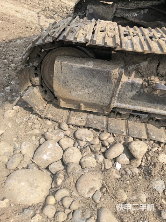 左驅(qū)動輪（行走機構）