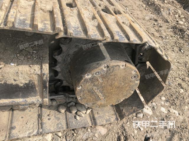 右側履帶整體（行走機構）