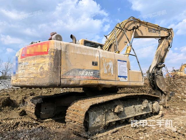 右后45(整機(jī)外觀) 右后45(整機(jī)外觀)