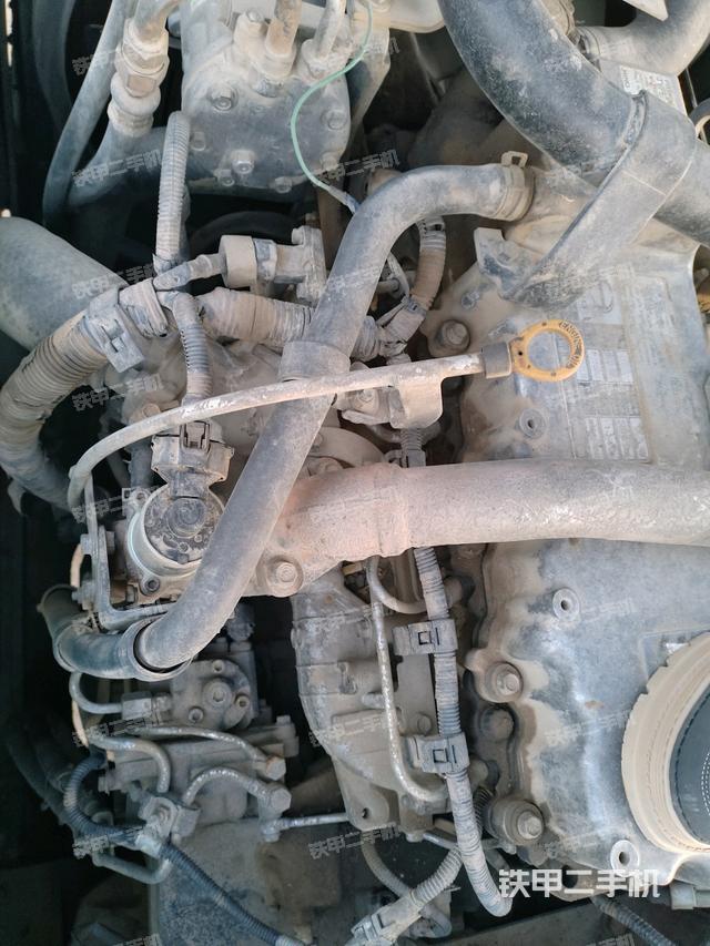 氣門室蓋螺絲特寫（上車部件）