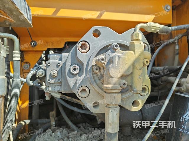 液壓泵室（大件艙室）