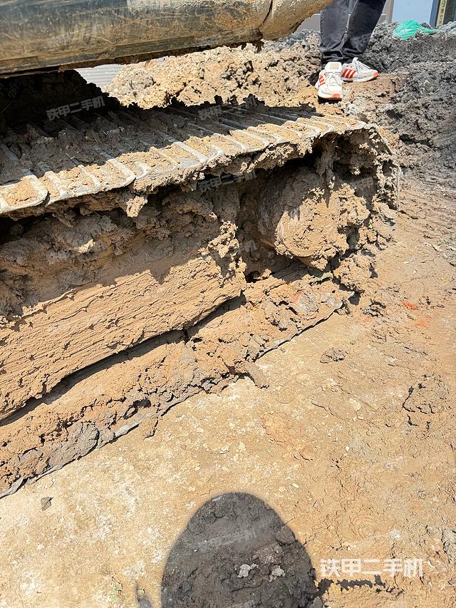 单侧履带整体（整机外观）