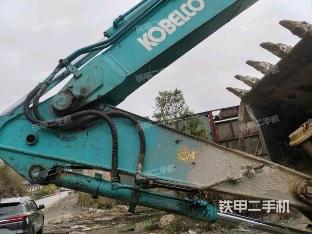 小臂整體左后(工作和回轉(zhuǎn)裝置) 小臂整體左后(工作和回轉(zhuǎn)裝置)